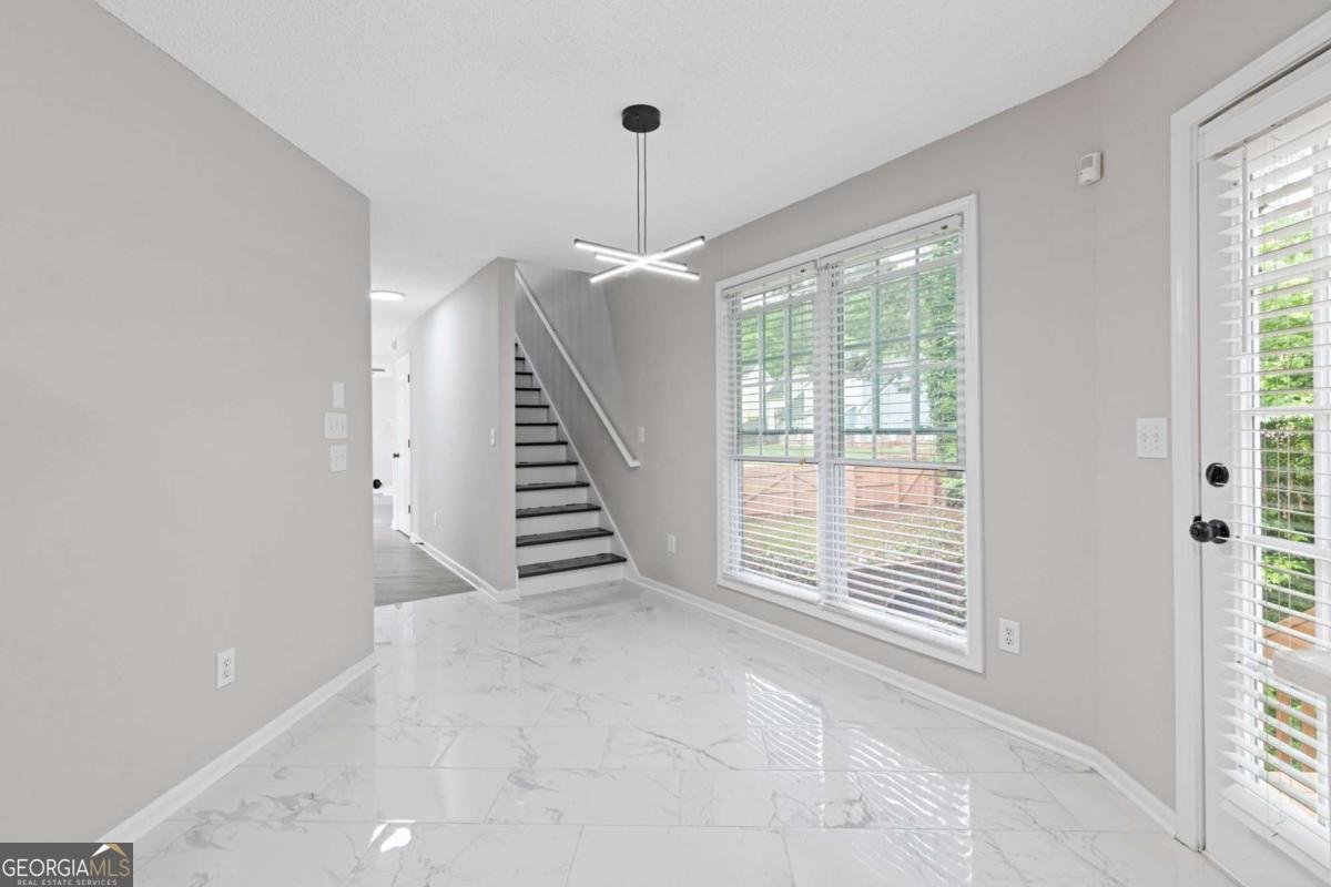 285 Camden Park Drive Lawrenceville - 12
