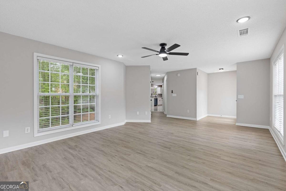 285 Camden Park Drive Lawrenceville - 6