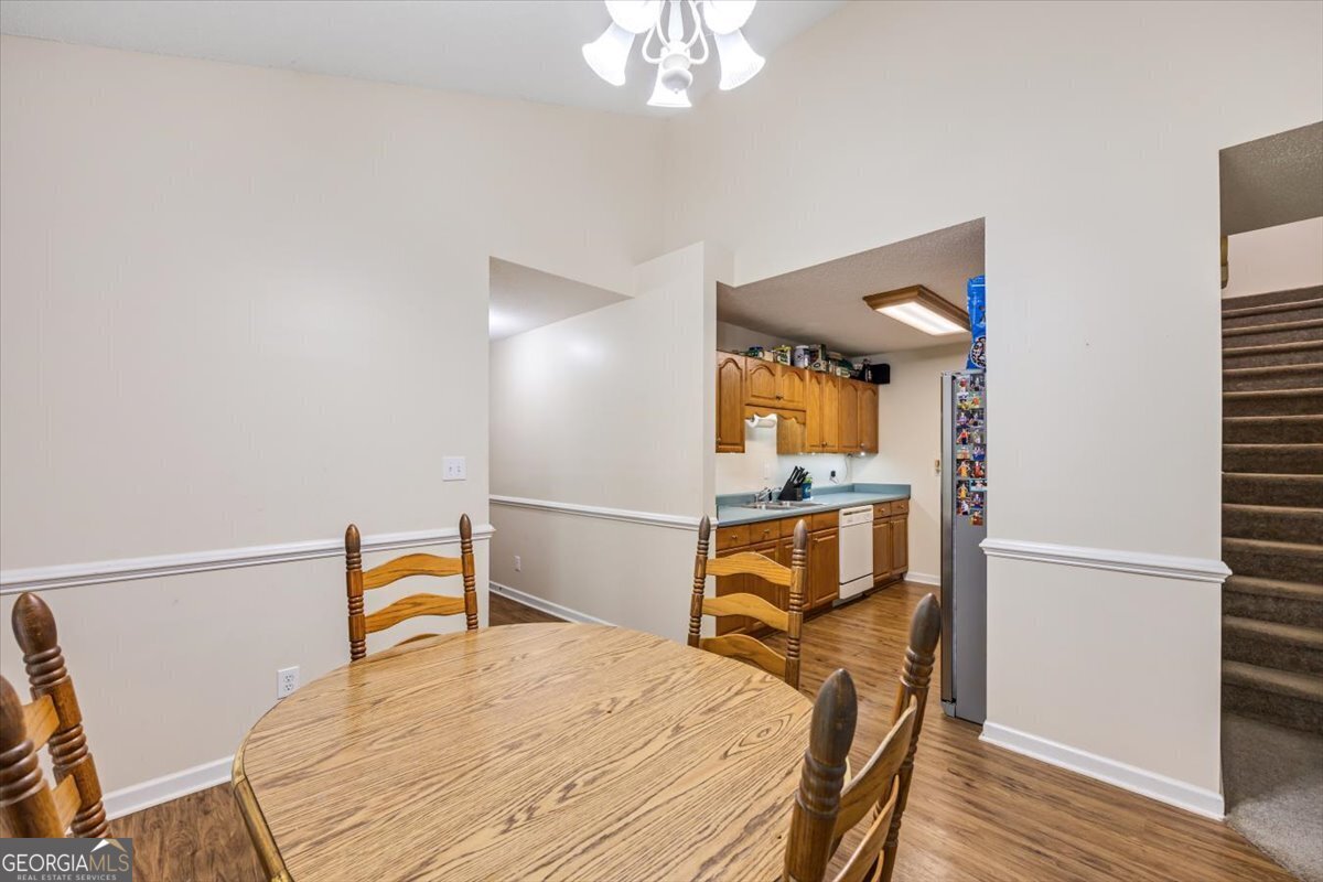 219 Southern Walk Circle Gray - 9