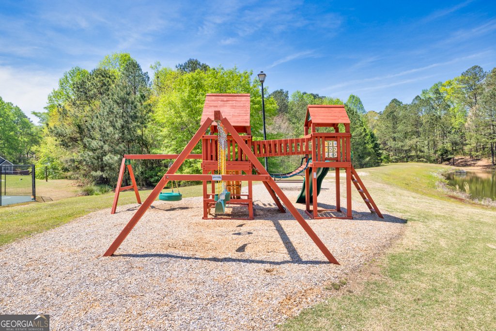 2410 Emerald Drive Loganville - 11