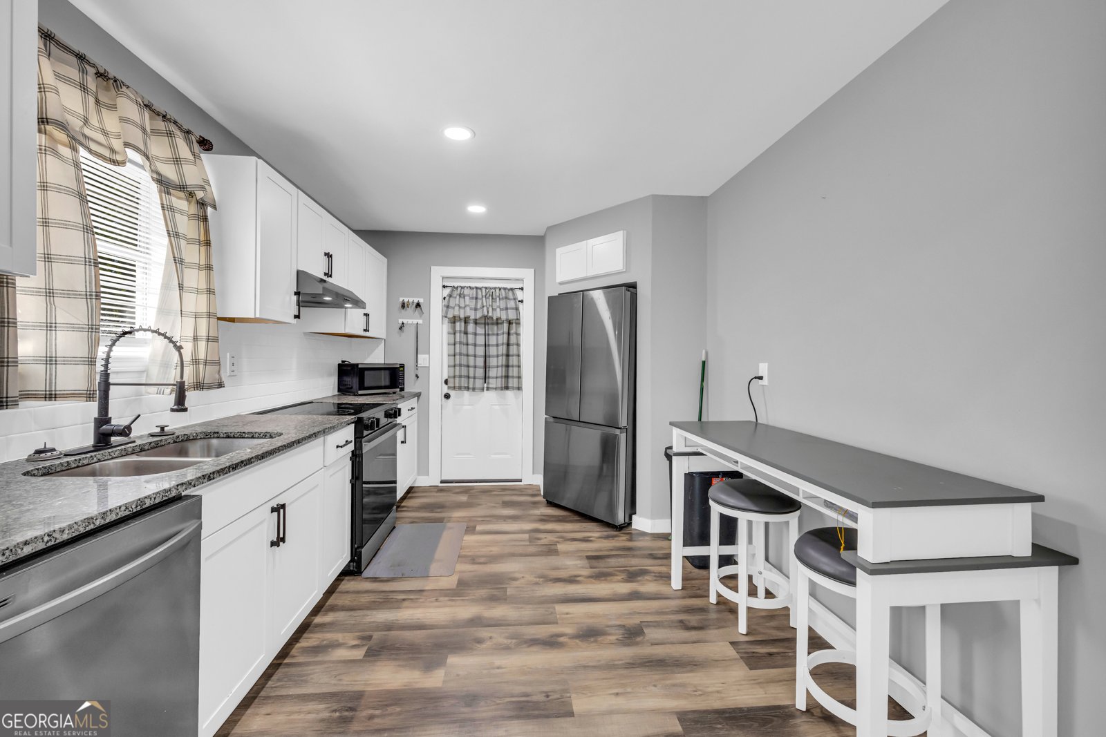 1660 Rose Garden Lane Loganville - 3