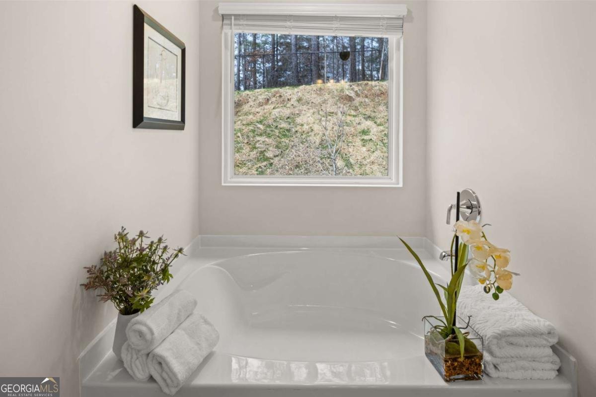 9462 Pinecrest Path Jonesboro - 26