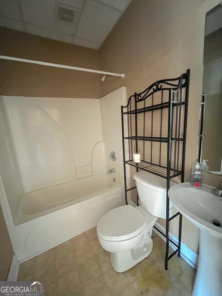 111 Miller Court Sparta - 22