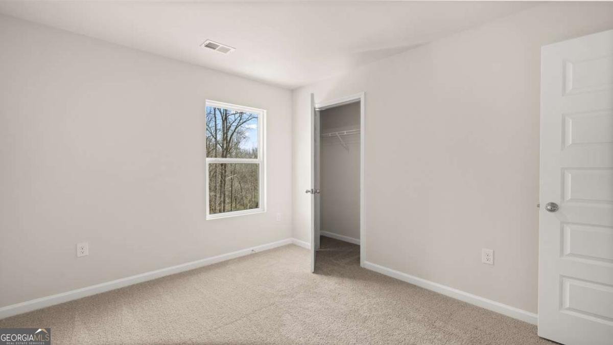 322 Sound Circle Stockbridge - 55