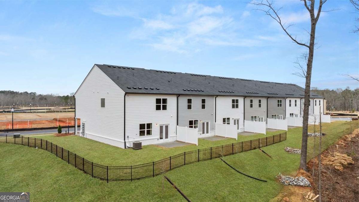 322 Sound Circle Stockbridge - 62