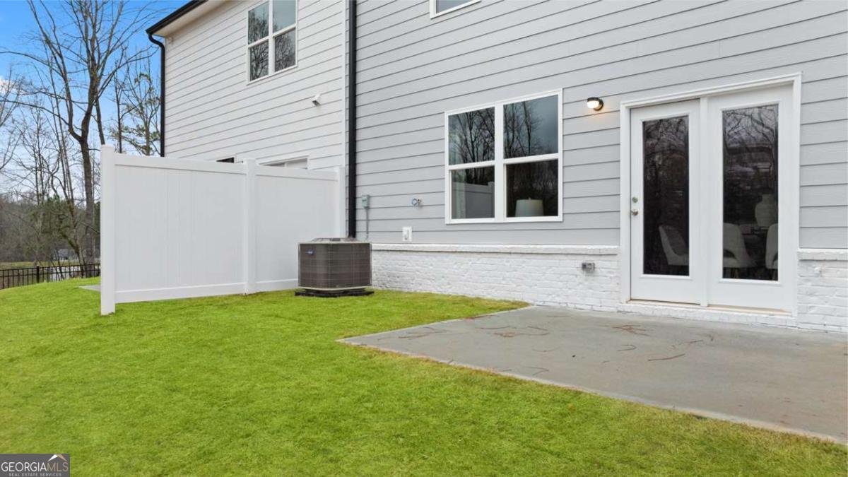 322 Sound Circle Stockbridge - 63