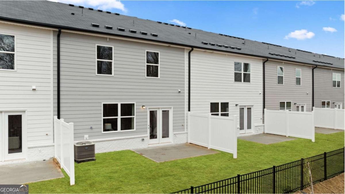 322 Sound Circle Stockbridge - 64