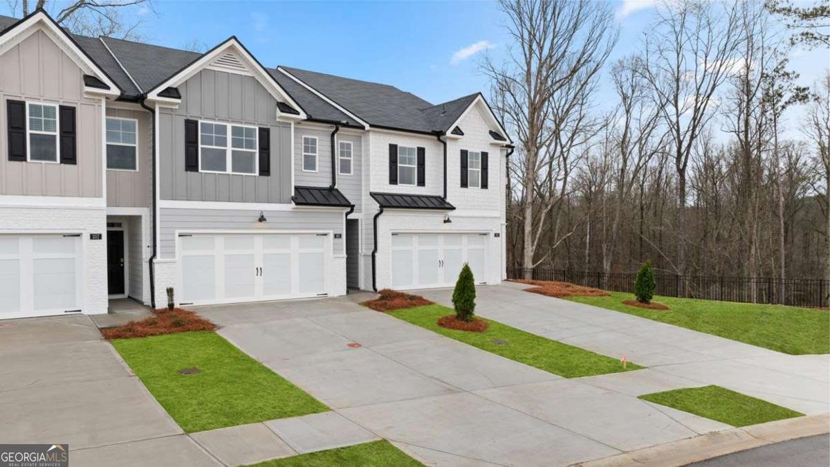 322 Sound Circle Stockbridge - 81