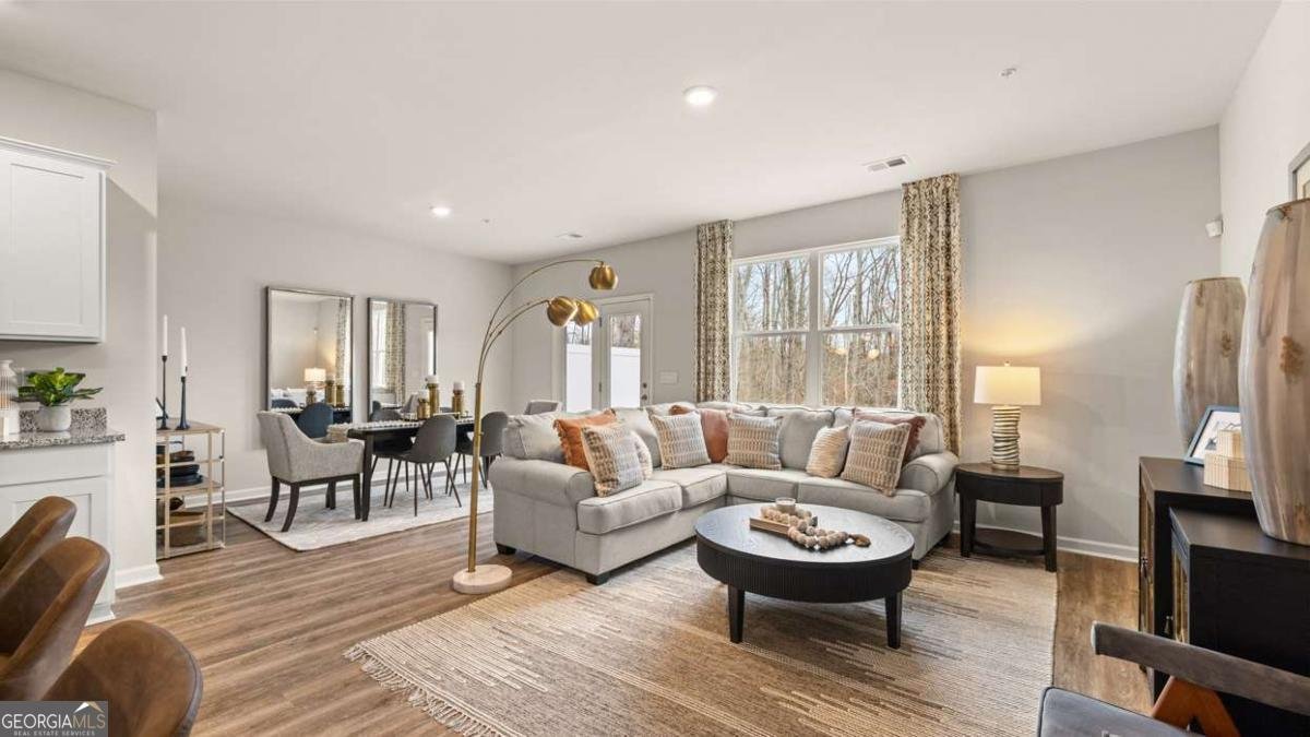 326 Sound Circle Stockbridge - 19
