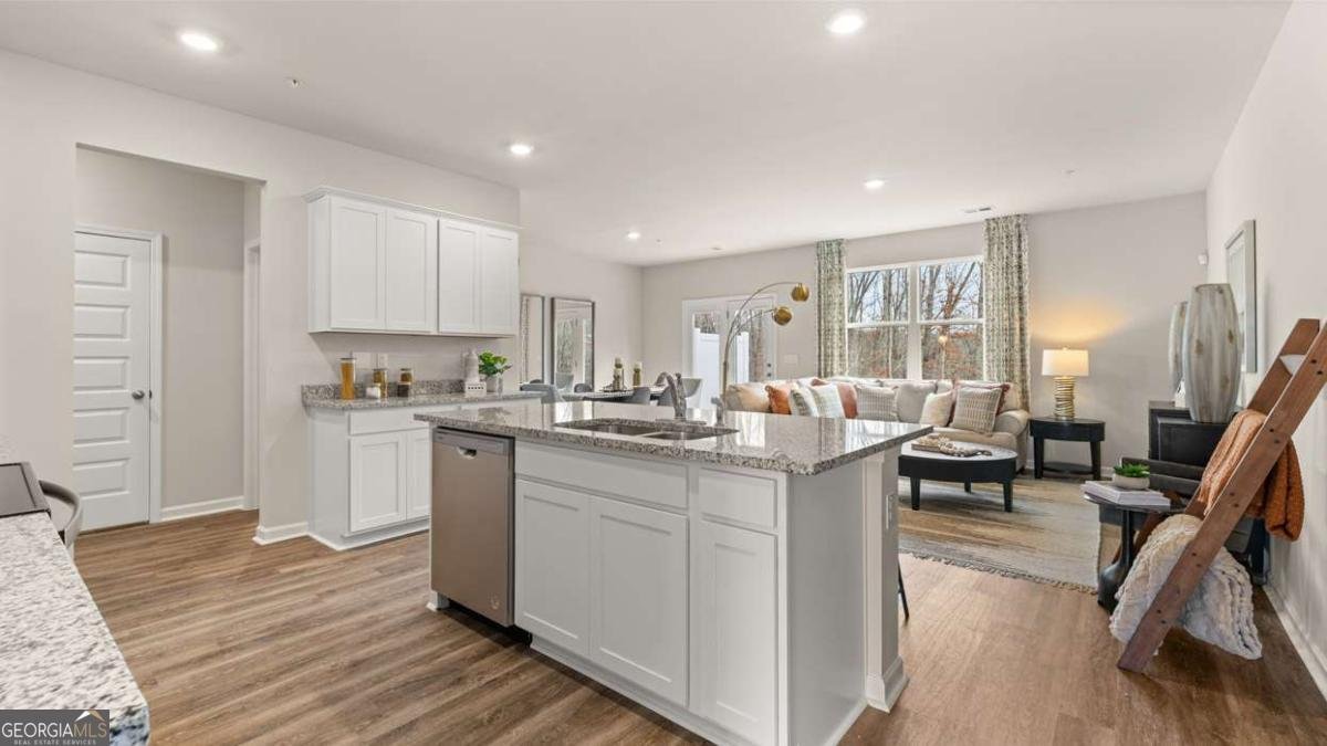 326 Sound Circle Stockbridge - 34