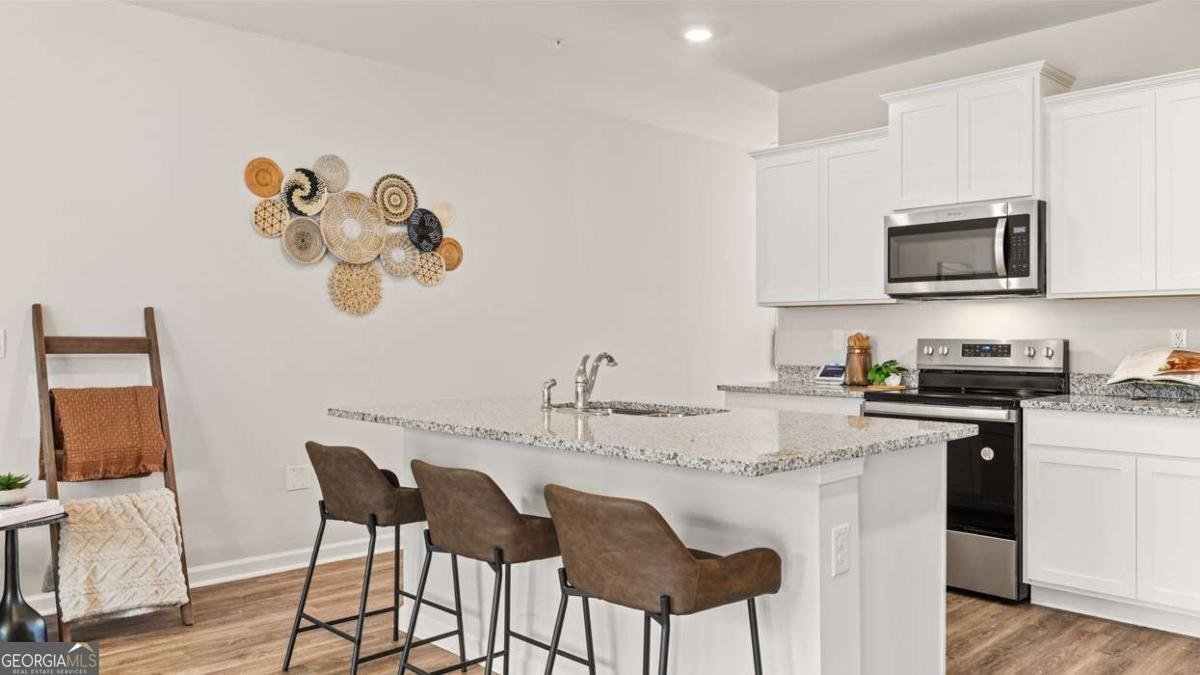 326 Sound Circle Stockbridge - 35