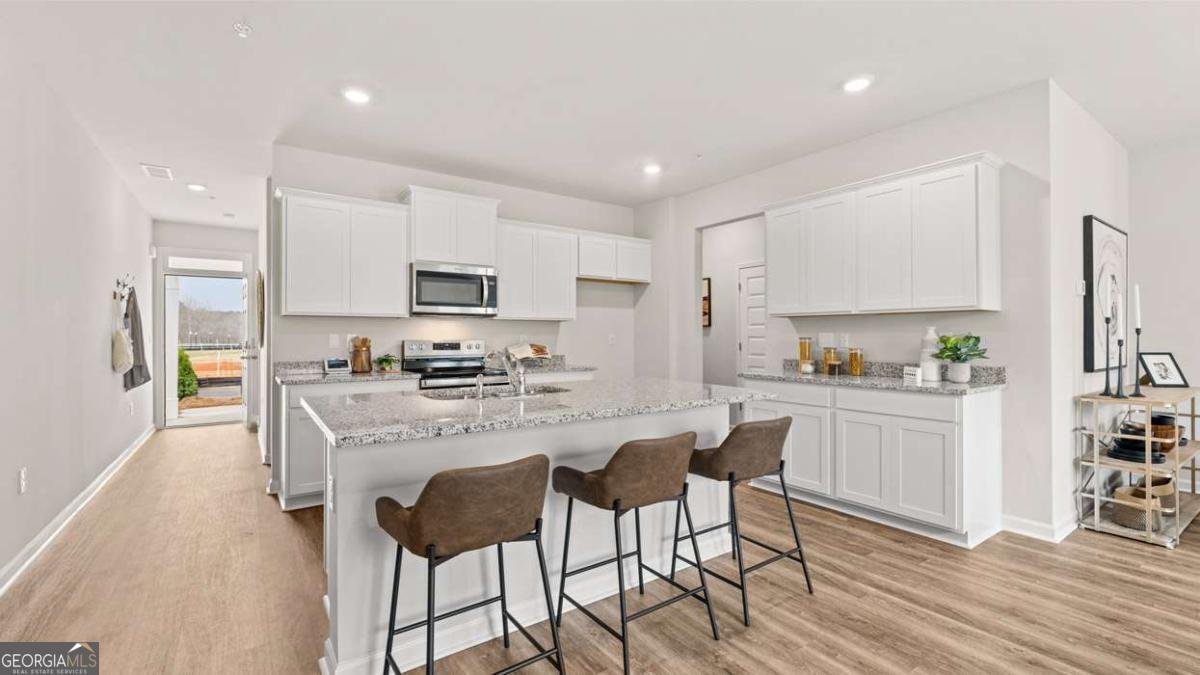 326 Sound Circle Stockbridge - 9