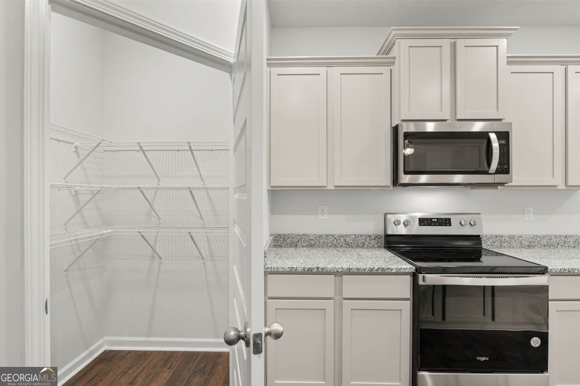 334 Sound Circle Stockbridge - 19