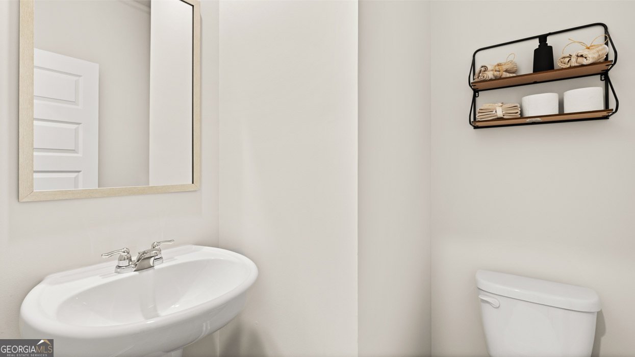 334 Sound Circle Stockbridge - 38