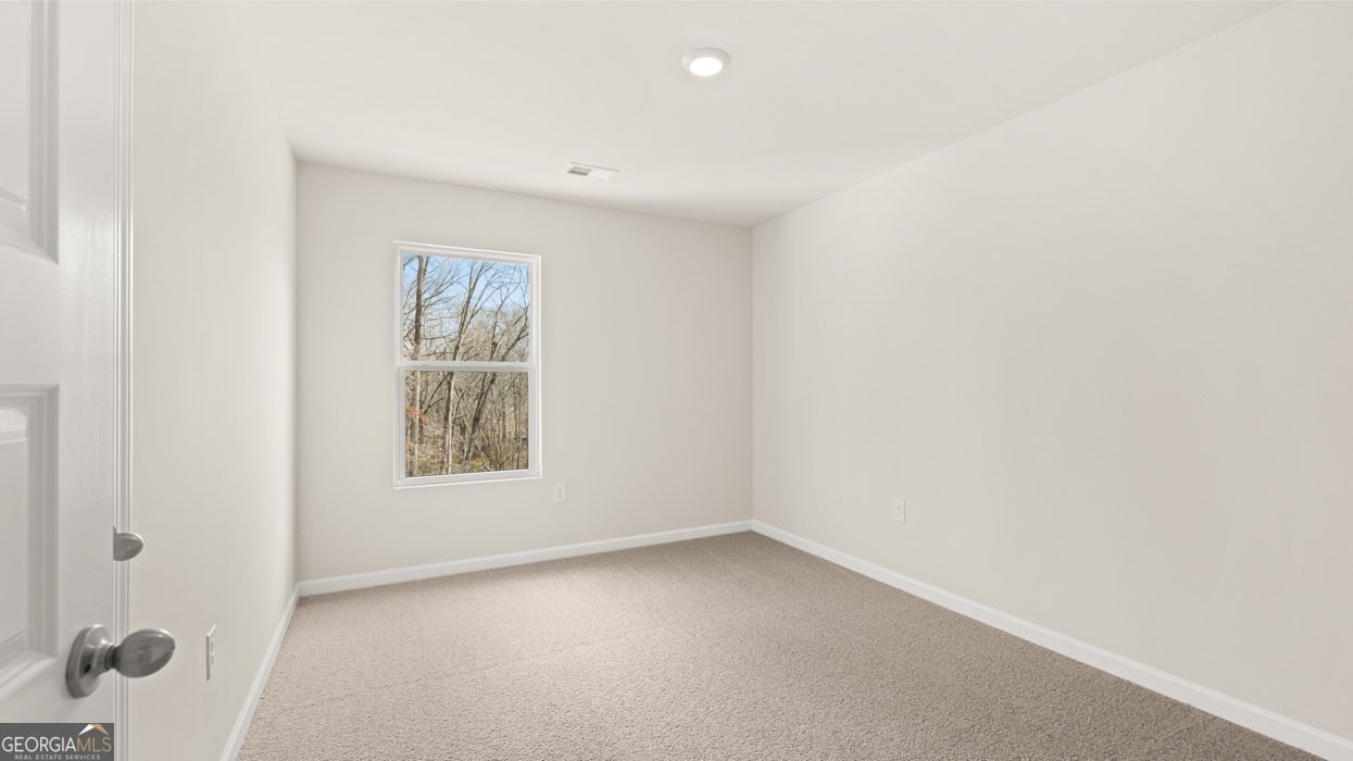 334 Sound Circle Stockbridge - 52