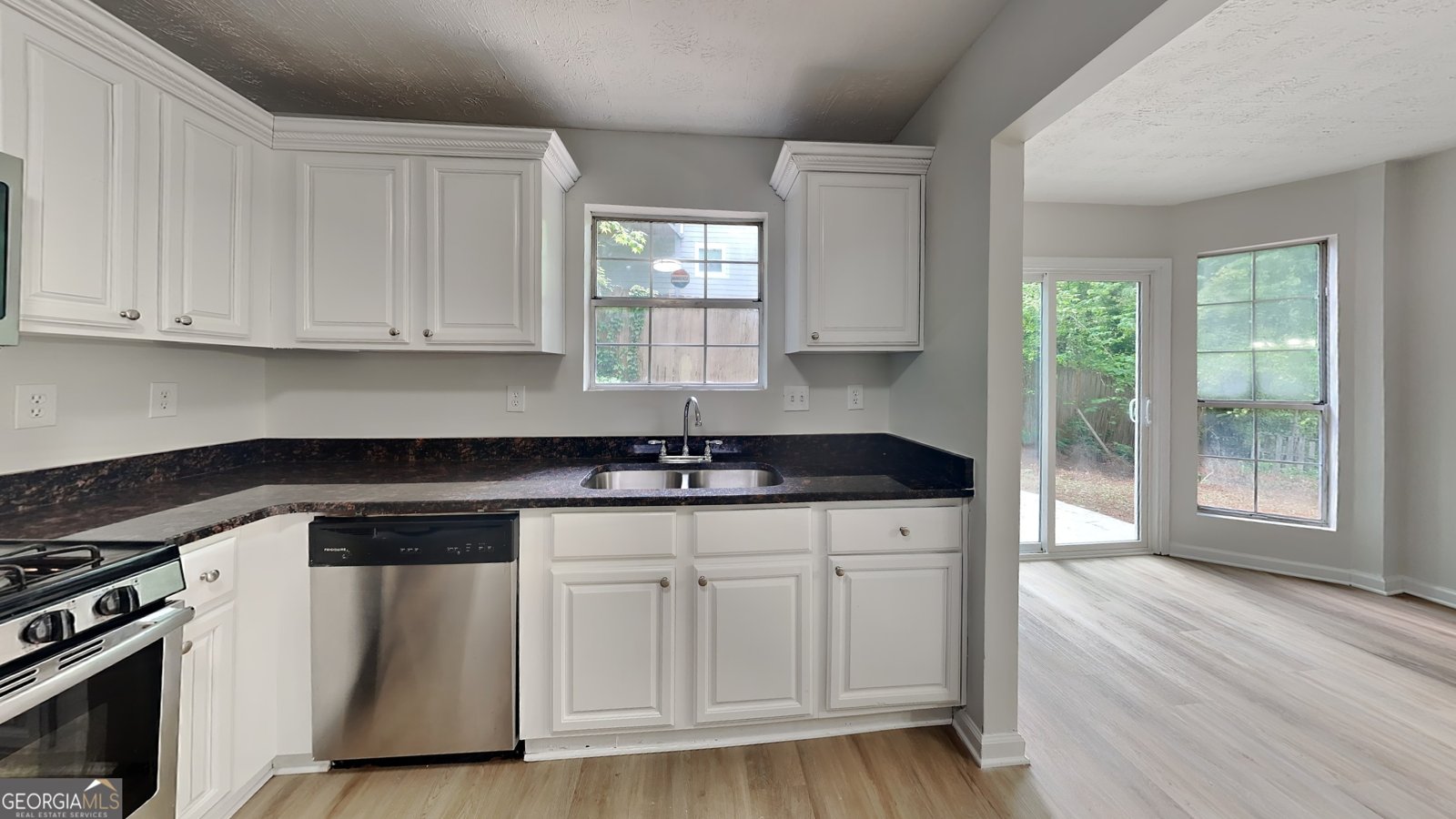 829 Longfellow Court Stone Mountain - 6