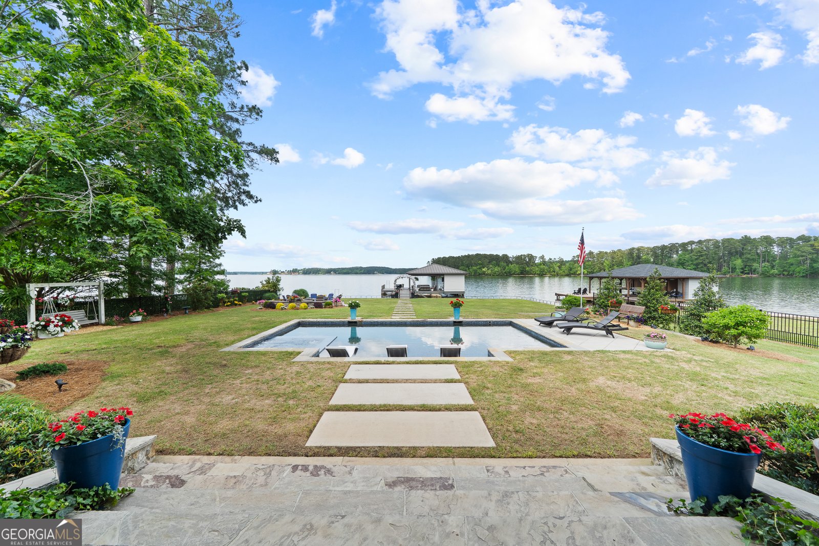 239 Lakeshore Circle Milledgeville - 86