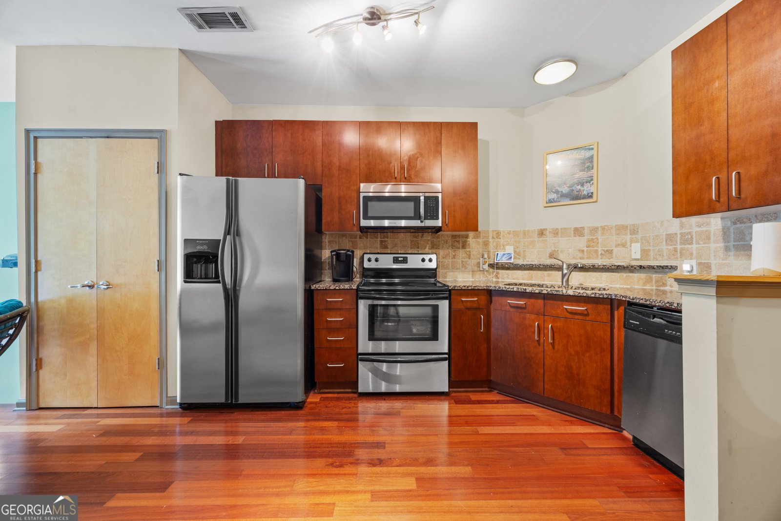 898 Oak Street Atlanta - 1