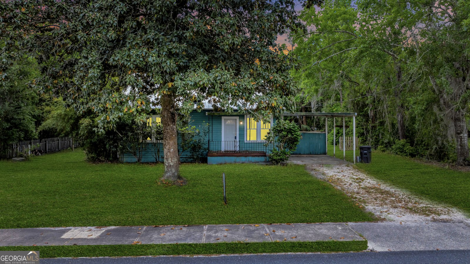203 5th Street Woodbine - 2