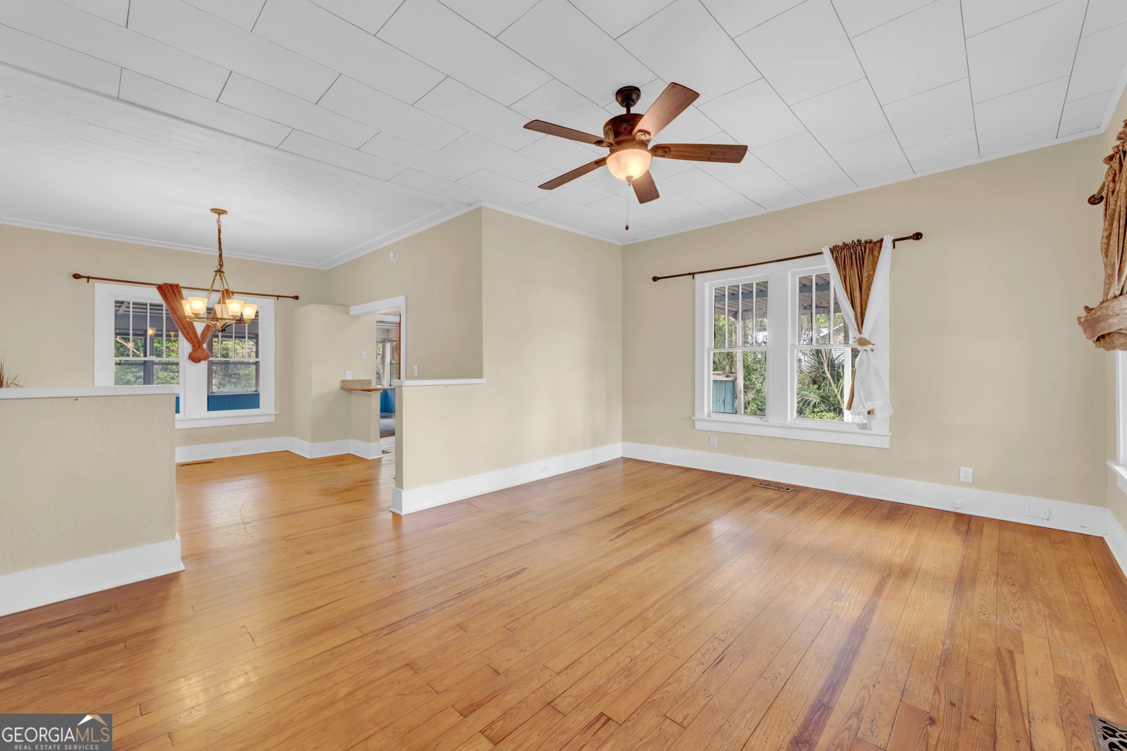 203 5th Street Woodbine - 25