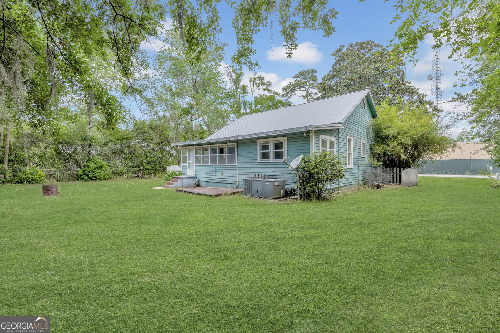 203 5th Street Woodbine - 6