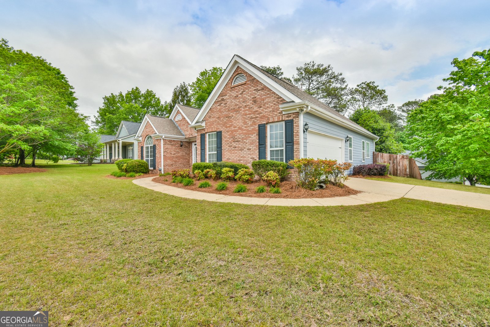 1719 Kings Cross Court Hoschton - 2