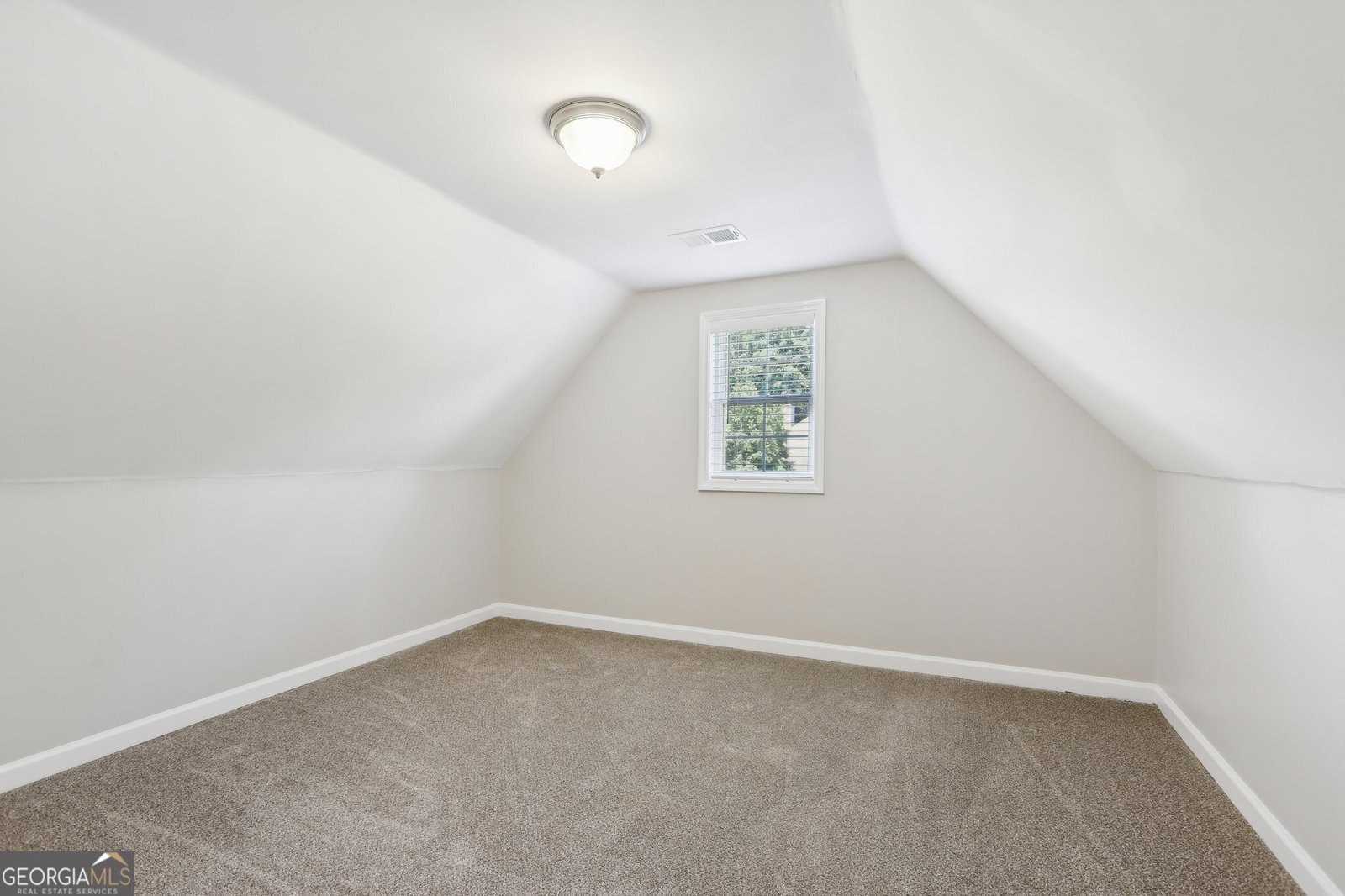 6210 Spring Lake Drive Flowery Branch - 36