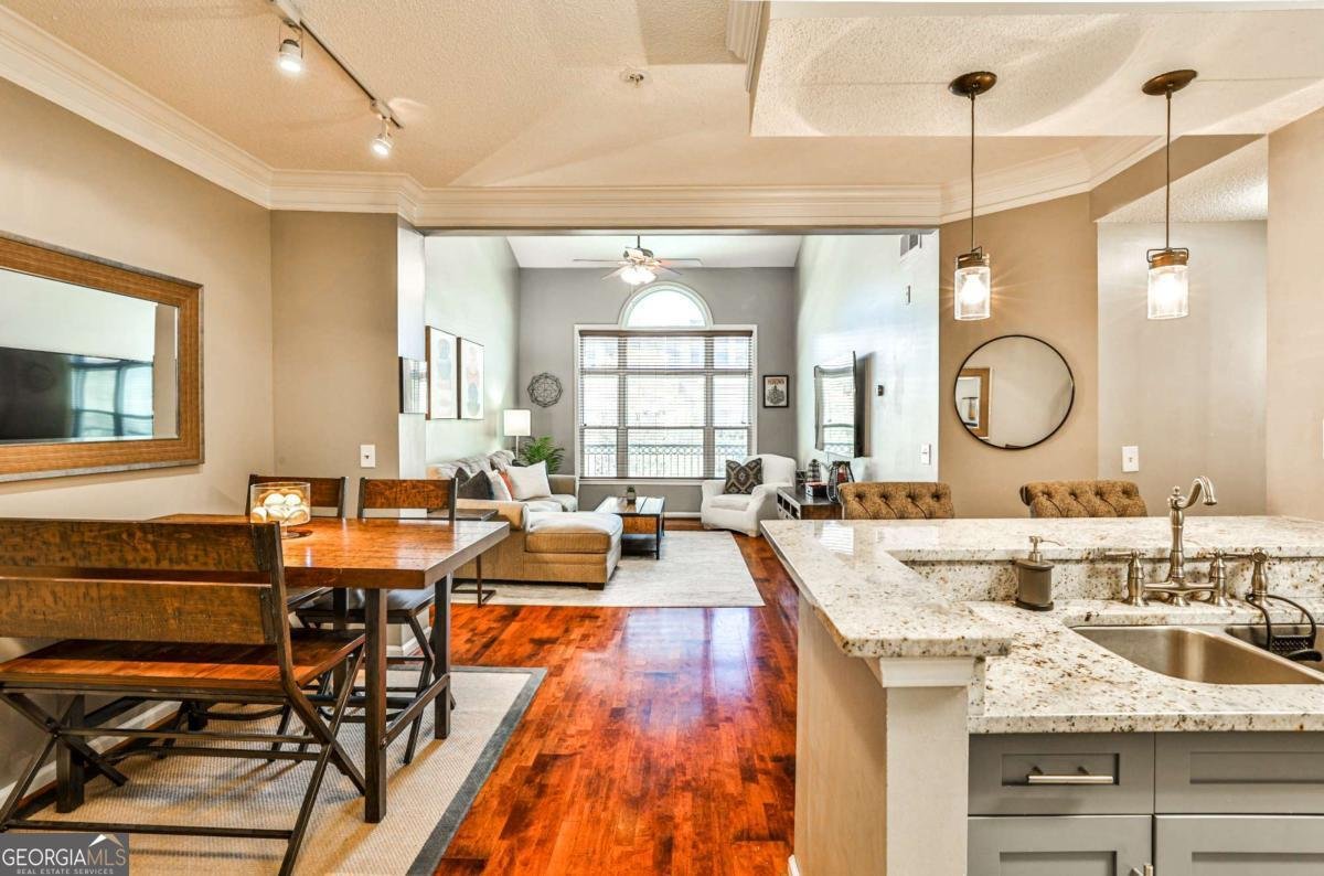 955 Juniper Street Atlanta - 10