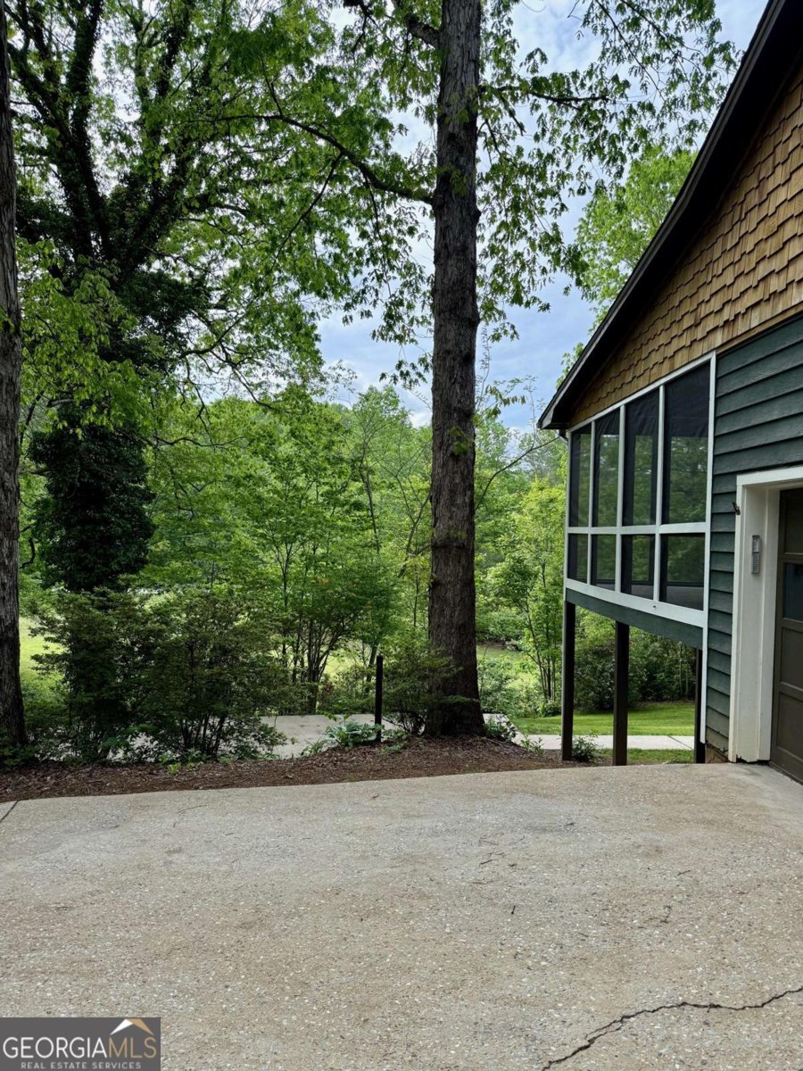 3517 Duncan Bridge Road Cleveland - 35
