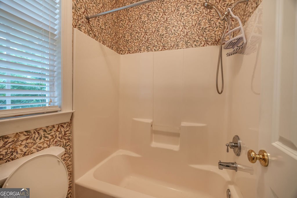 169 Cambridge Way Macon - 38