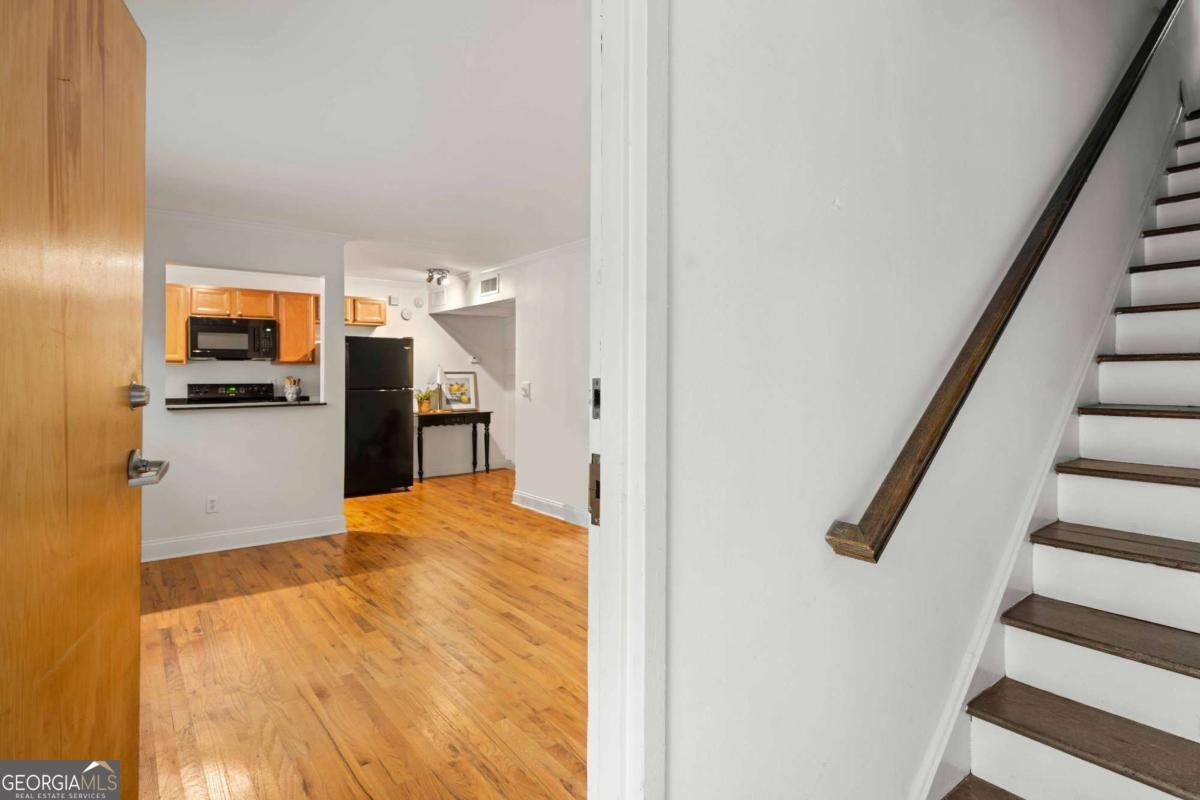 798 Saint Charles Avenue Atlanta - 3
