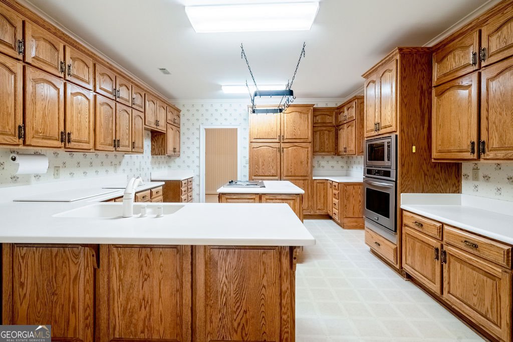 260 Emerald Lake Drive Fayetteville - 11