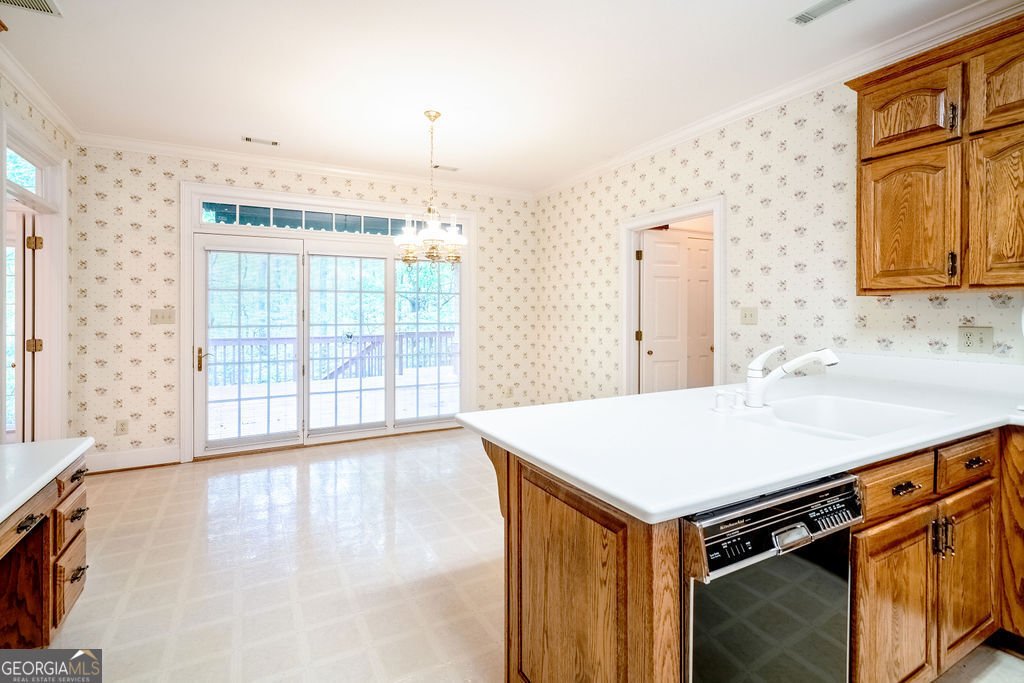 260 Emerald Lake Drive Fayetteville - 13