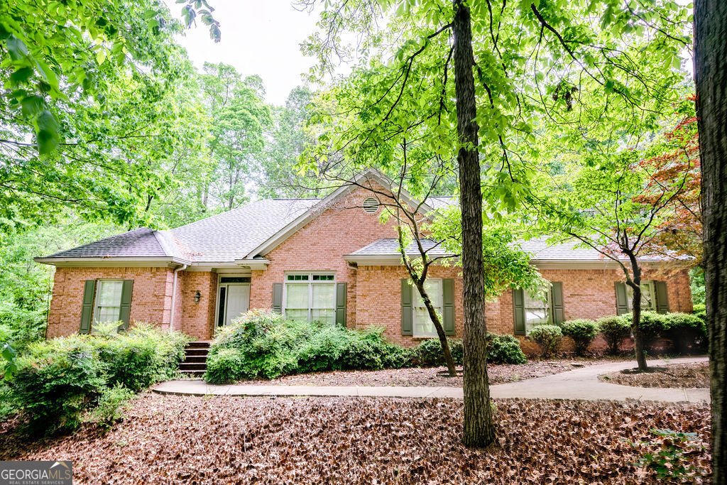 260 Emerald Lake Drive Fayetteville - 2