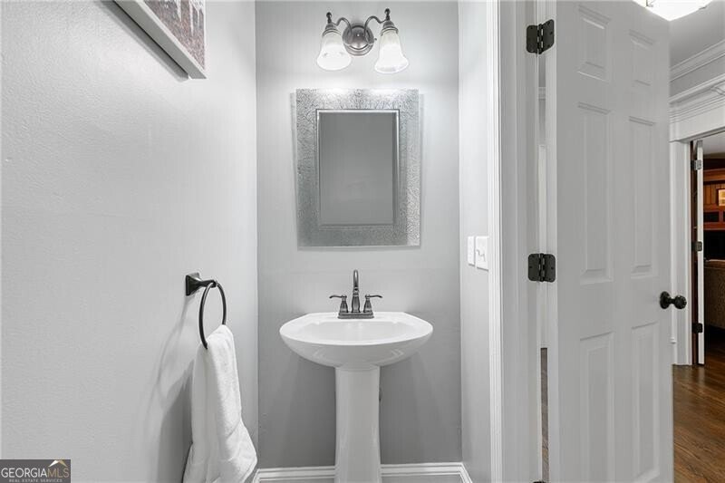 100 Barnard Place Atlanta - 25