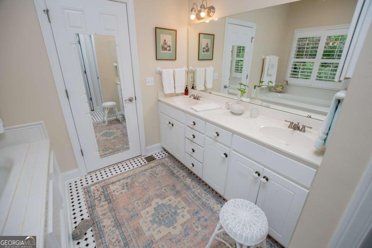 111 Dunwoody Drive Carrollton - 45
