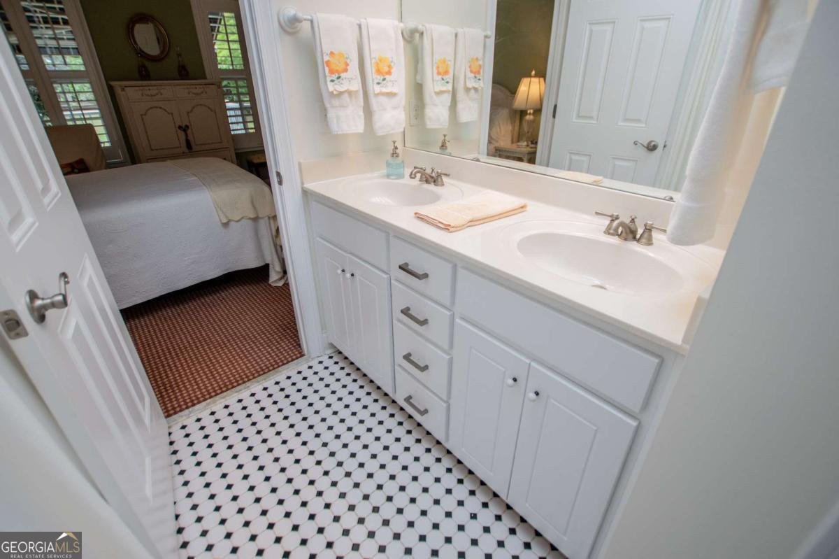 111 Dunwoody Drive Carrollton - 54