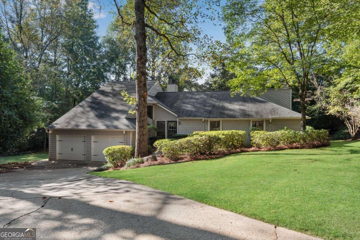 2100 Stone Hollow Court Marietta - 2