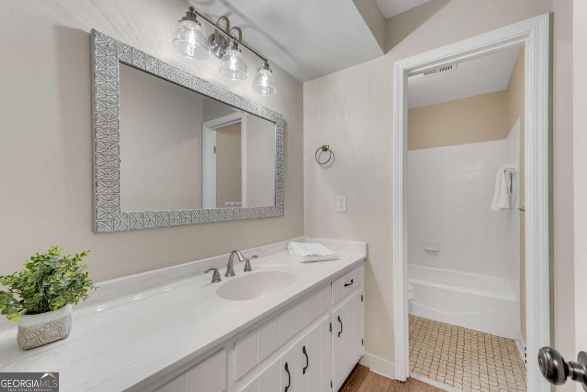2100 Stone Hollow Court Marietta - 32