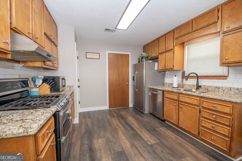 130 Country Side Drive Senoia - 22