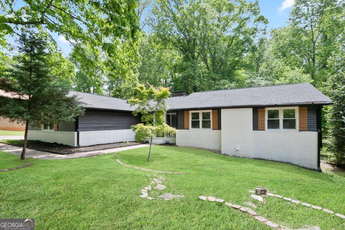 831 SWEET BRIAR Lane Conyers - 2
