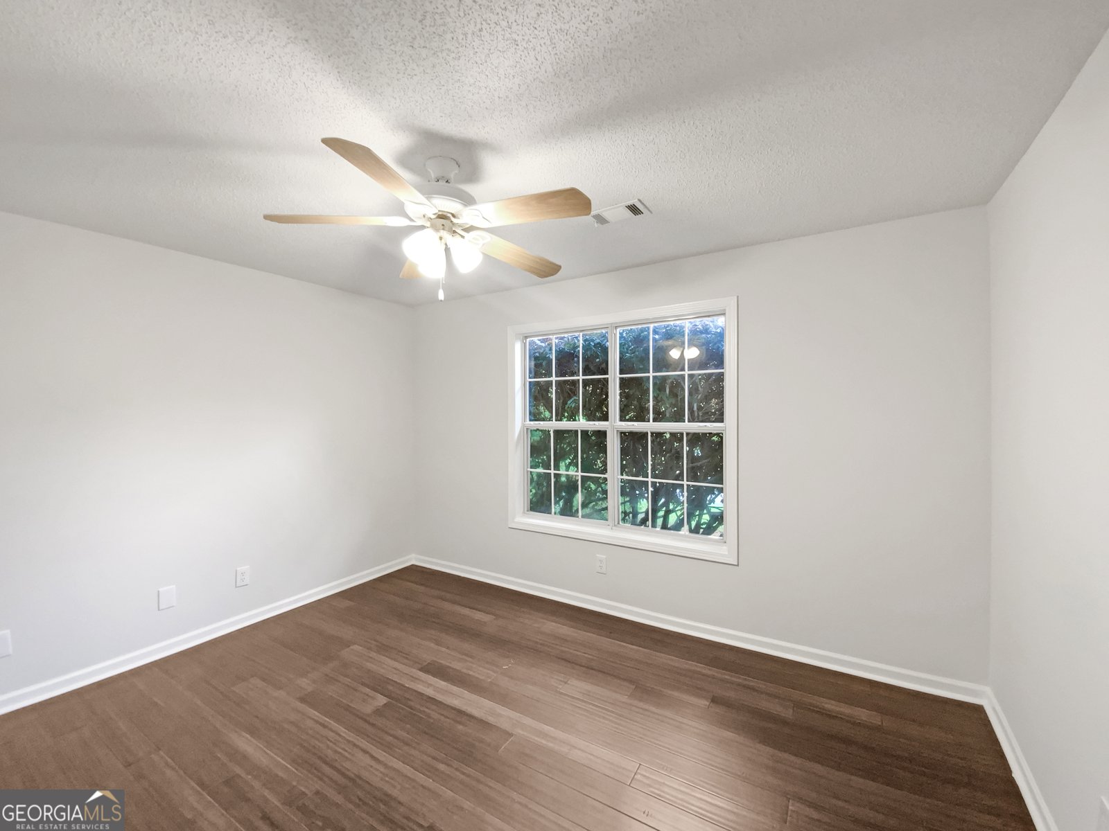 541 McKenzie Avenue Stockbridge - 22