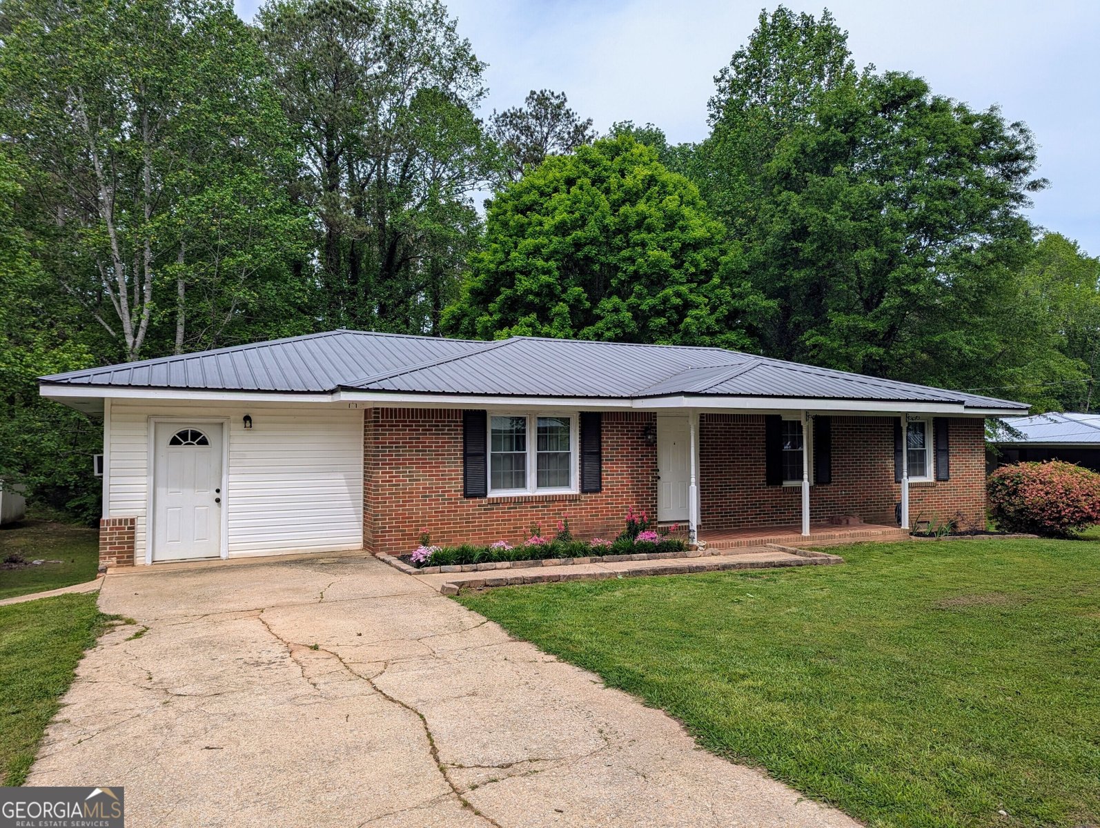 98 James Street Tallapoosa - 1