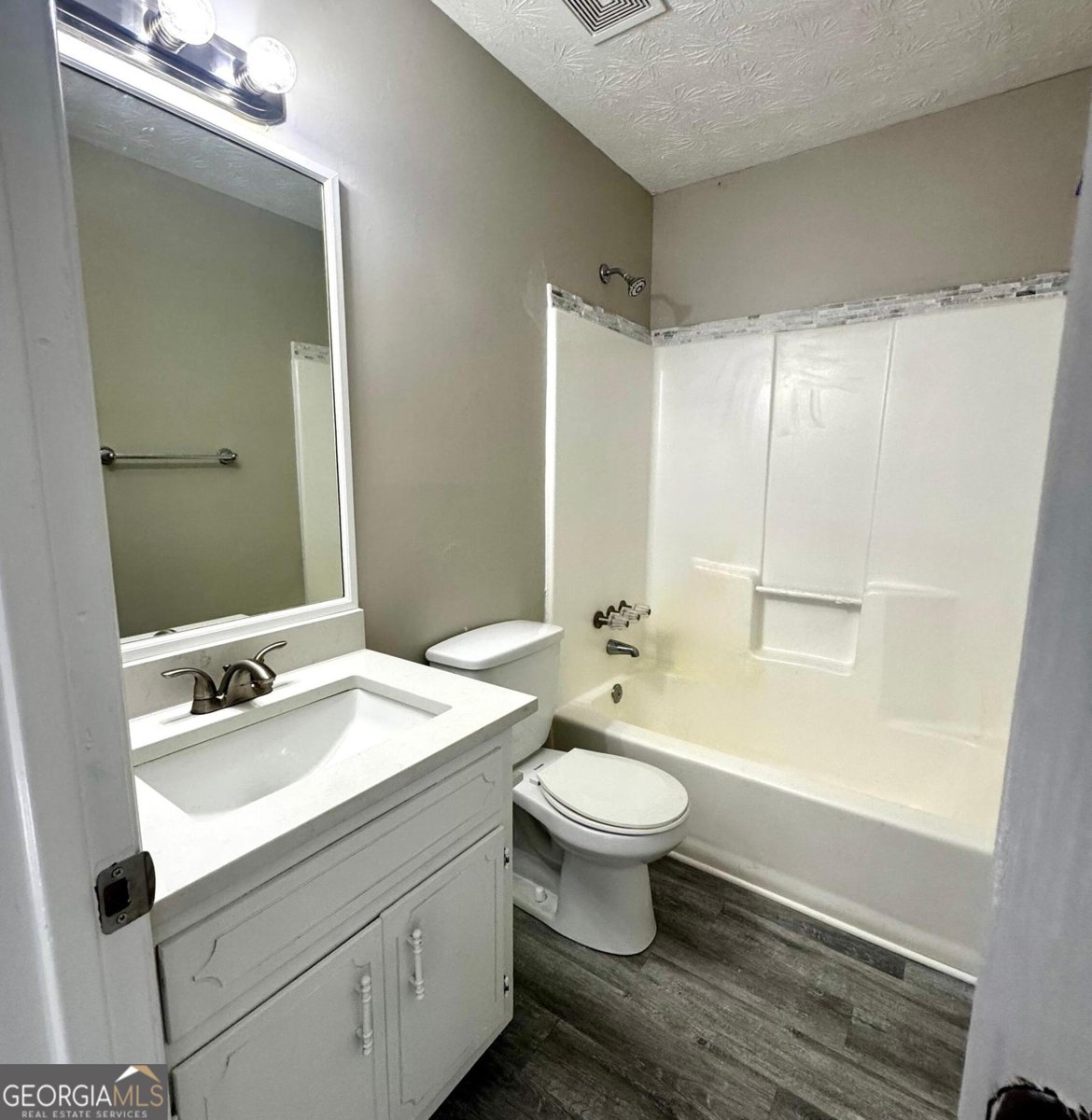 2204 Liberty Lane Conyers - 17