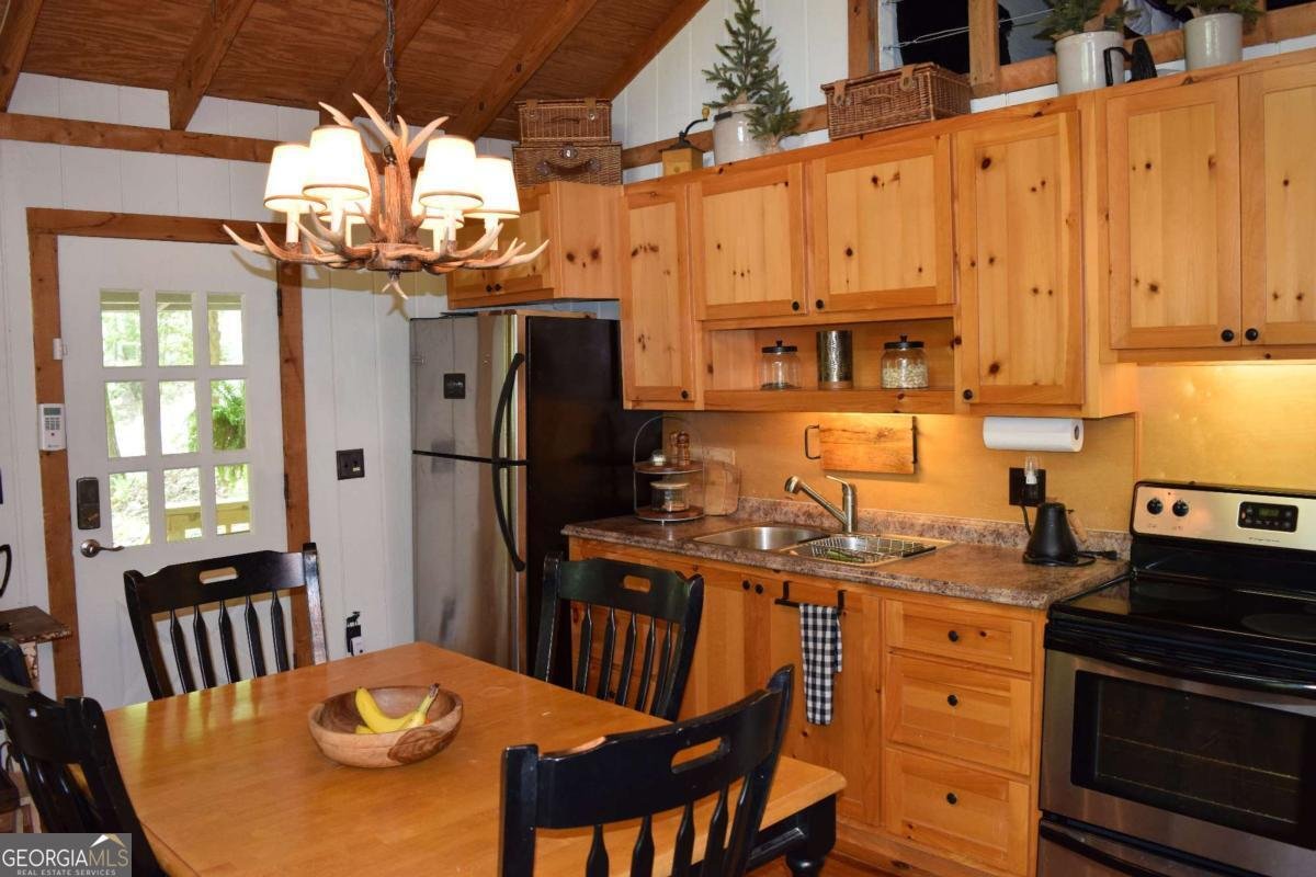 767 Robertson Circle Blairsville - 23