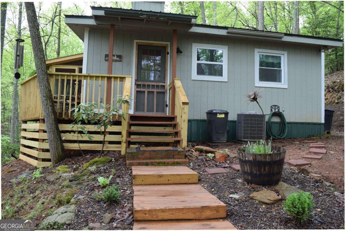 767 Robertson Circle Blairsville - 30