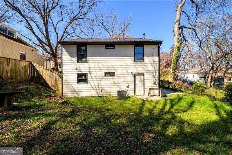 1051 Curran Street Atlanta - 4