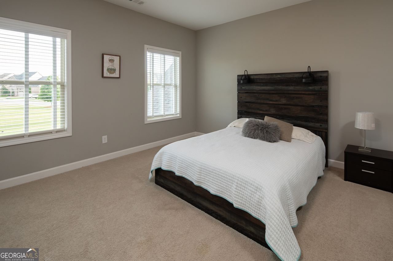4280 Castlewood Road Cumming - 43