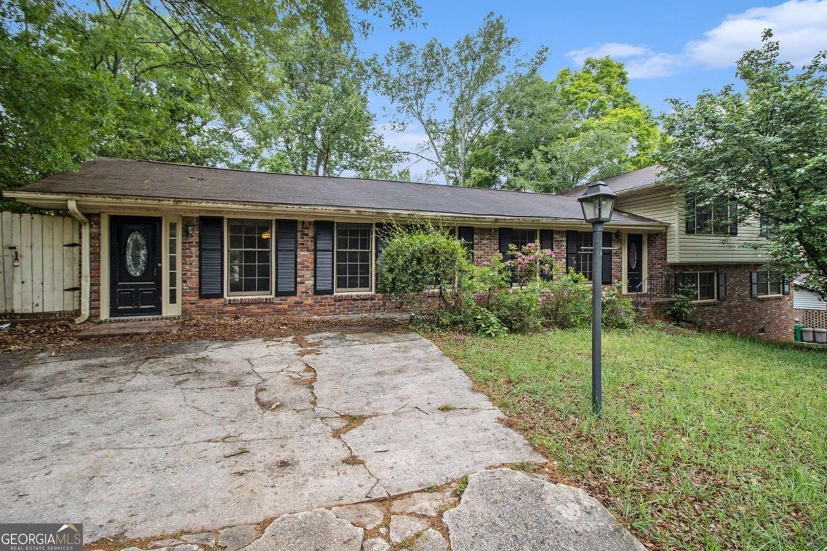 3743 Tree Bark Trail Decatur - 1