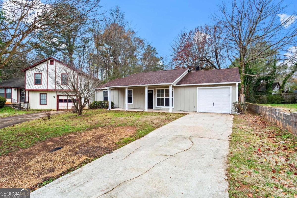 1056 Park West Court Stone Mountain - 2